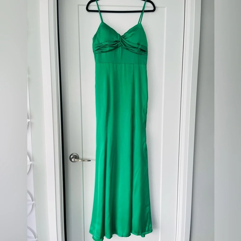 FASHION NOVA Evening Proposal Satin Maxi Green Dress - Picture 6 of 10